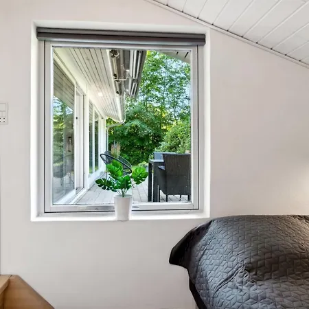 Hjalmine - 1-5km From The Sea By Interhome