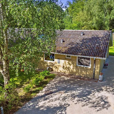 Dom wakacyjny Hjalmine - 1-5km From The Sea By Interhome