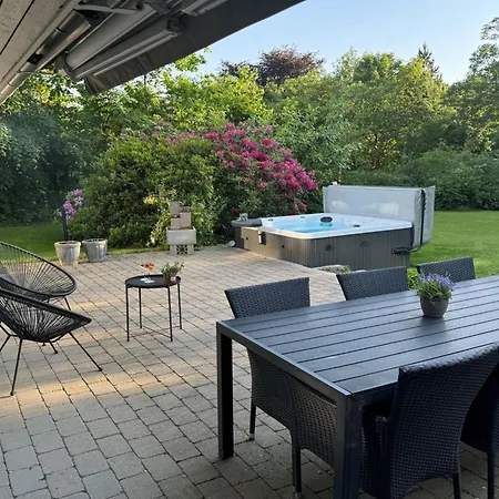 Hjalmine - 1-5km From The Sea By Interhome *