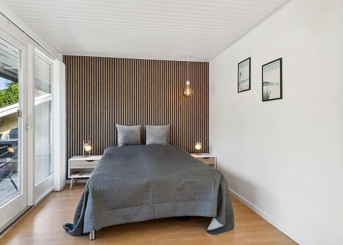 Hjalmine - 1-5km From The Sea By Interhome